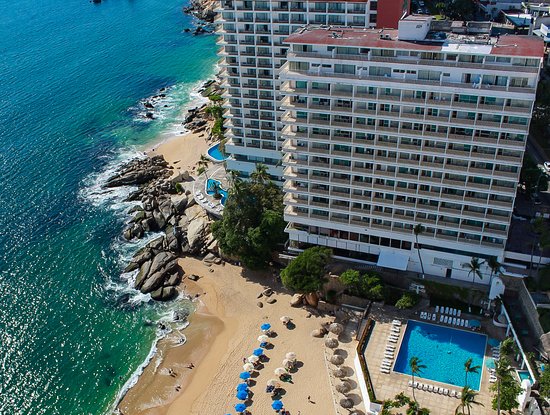 Bayview Club at El Presidente