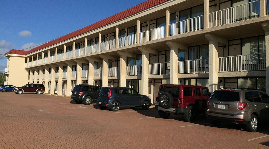 Casa Blanca Resort