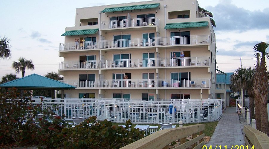 Coconut Palms Beach Resort I