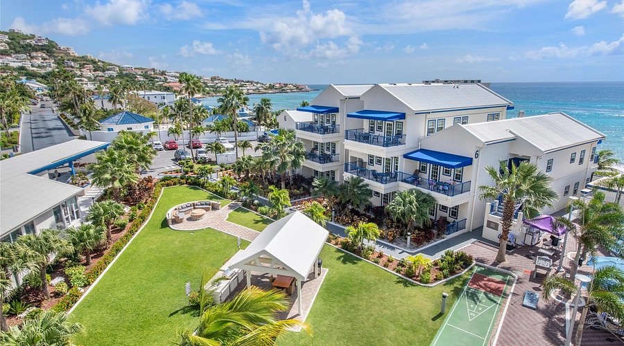 Flamingo Beach Resort