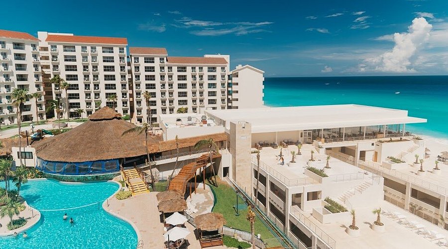 Hotel Emporio Cancun