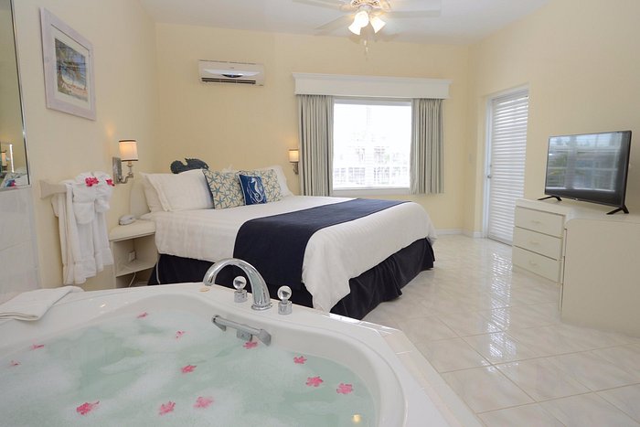 Suites at Sandyport