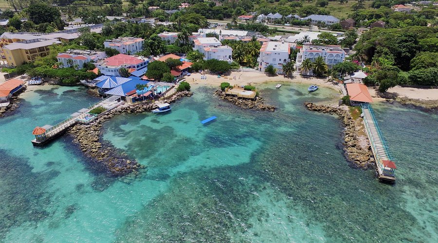 The Franklyn D. Resort & Spa