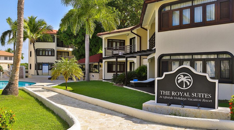 The Royal Suites at Lifestyle Holidays Vacation Resort