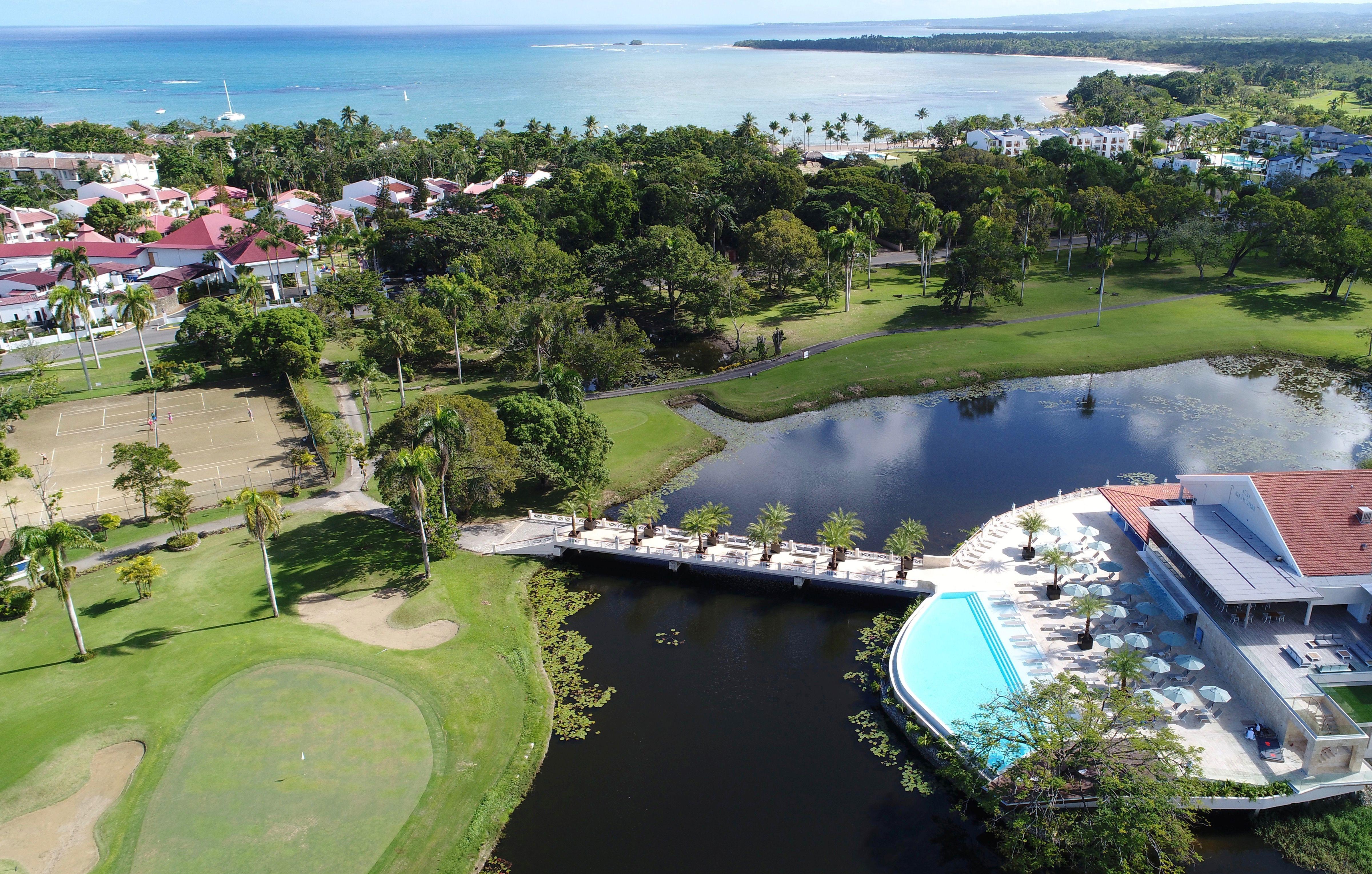 VH Victoria Resort & Beach