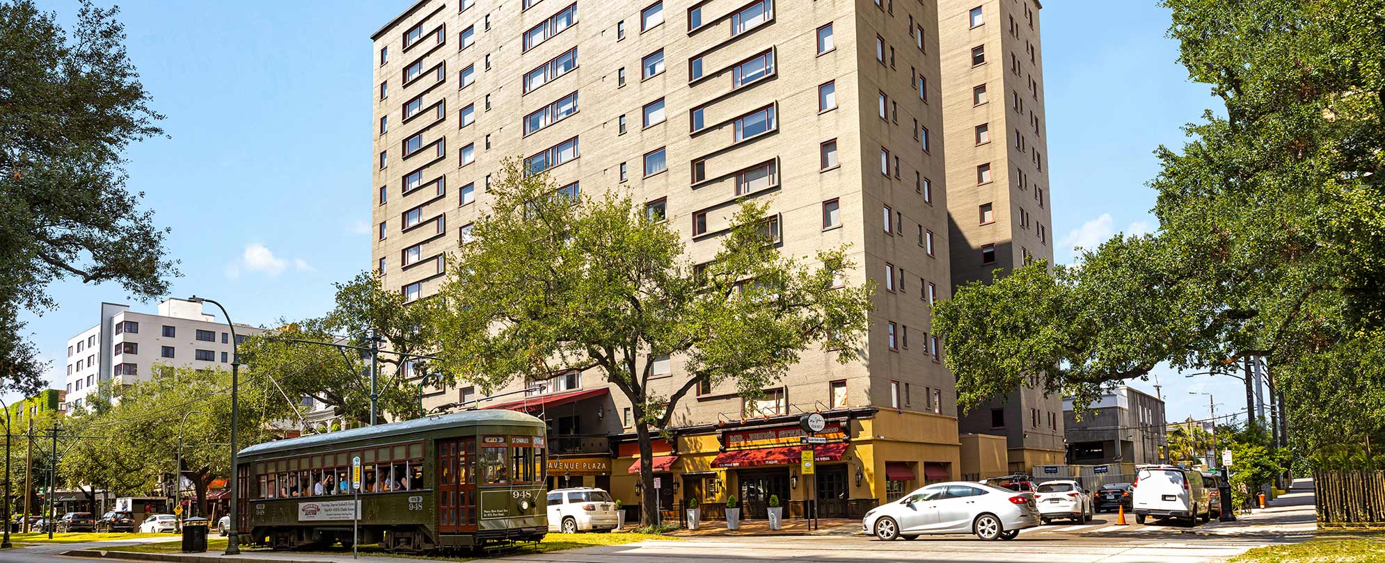 WorldMark Avenue Plaza